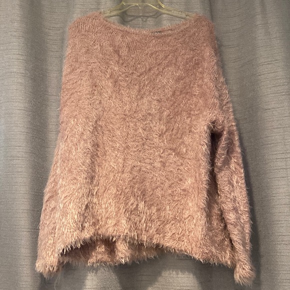 soho street light pink fuzzy sweater - Picture 1 of 2